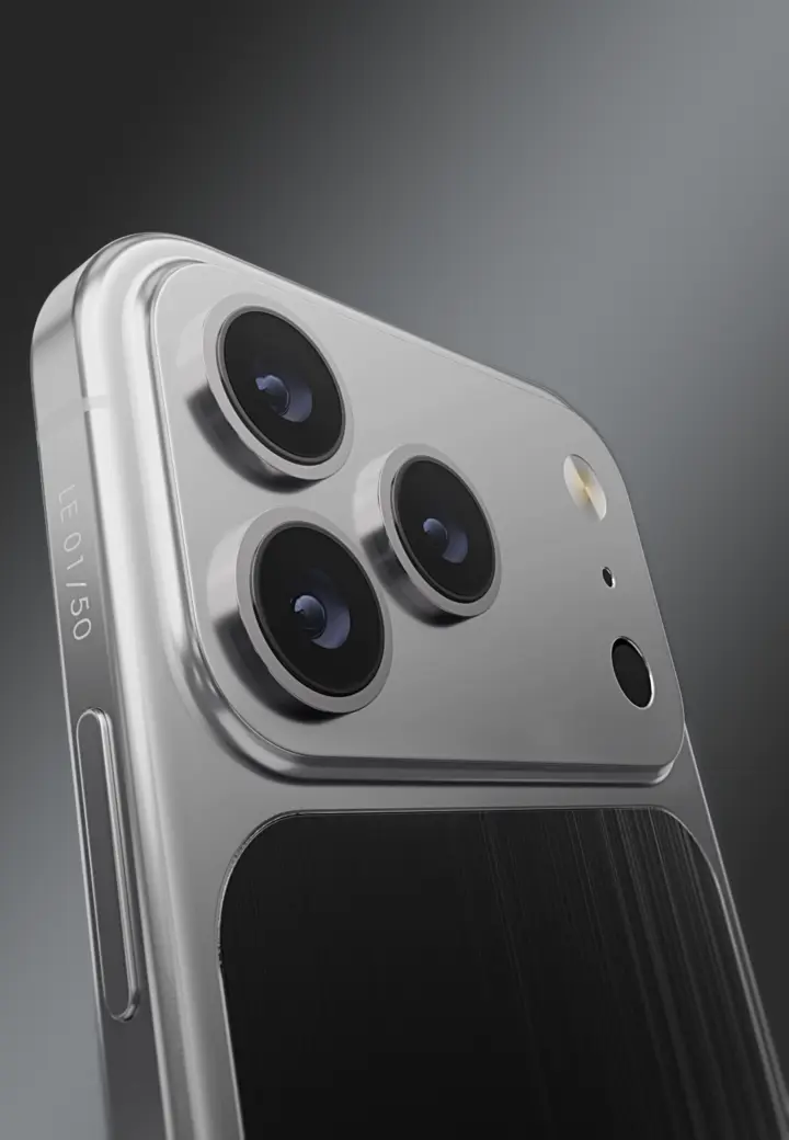 Camera Close-Up Titanium Grey