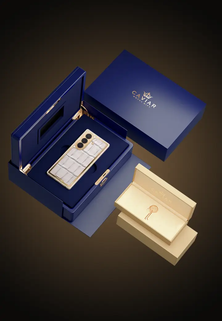 Packaging Gold Emblem