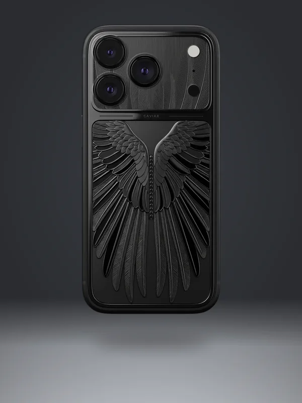 TOTAL BLACK · Raven